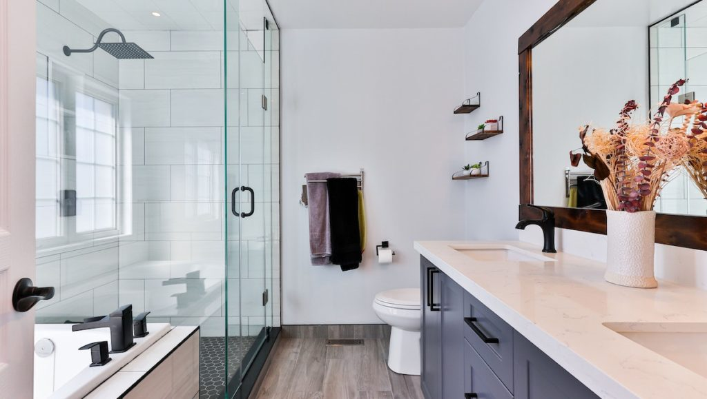 Modern Main Bathroom Ideas: Transform Your Space into a Luxury Retreat